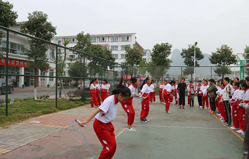 2020年報(bào)讀貴陽(yáng)市青巖貴璜中學(xué)怎么樣