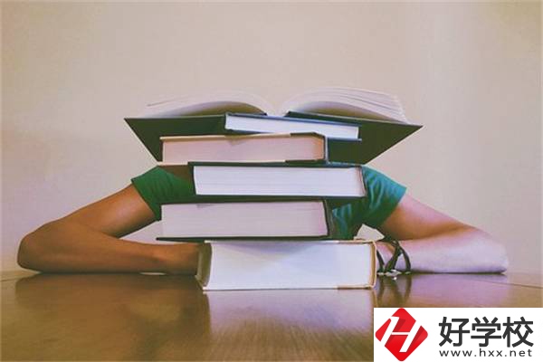 湖南參加中考對選職校的重要性，怎么才能選到好學(xué)校？