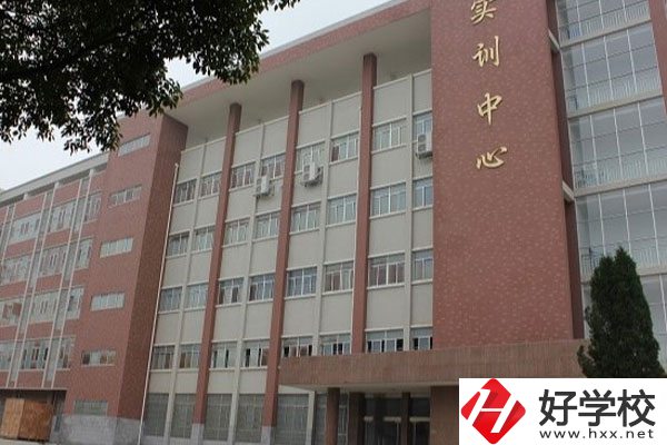 岳陽市高級技工學(xué)校怎么樣，開設(shè)了哪些招生專業(yè)？