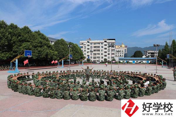 保靖縣中等職業(yè)技術(shù)學校軍訓