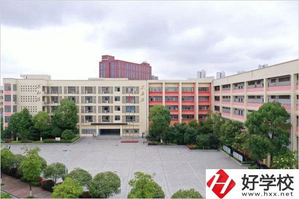 長沙市電子工業(yè)學校教學樓