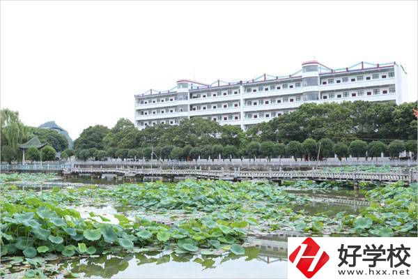 湖南省永州市工業(yè)貿(mào)易中等專業(yè)學校校園風光