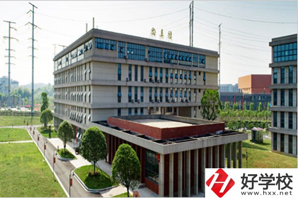 株洲市工業(yè)中等專業(yè)學(xué)校是公辦學(xué)校嗎？就業(yè)情況如何？