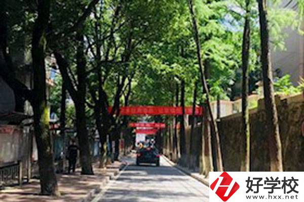 長沙航天學(xué)校地址在哪里，校園環(huán)境如何？